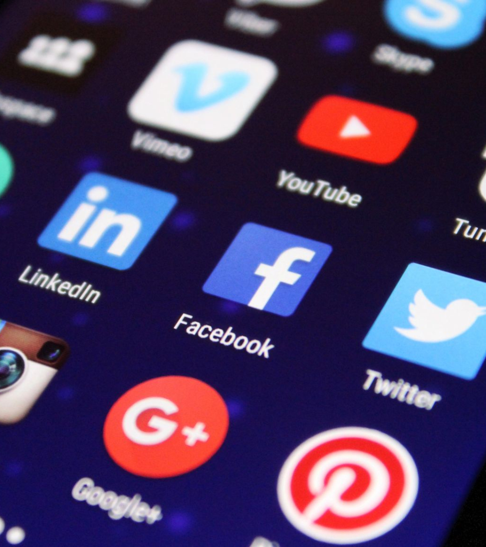 2026 sosyal medya trendleri markalar sosyal medya uygulamaları akıllı telefon